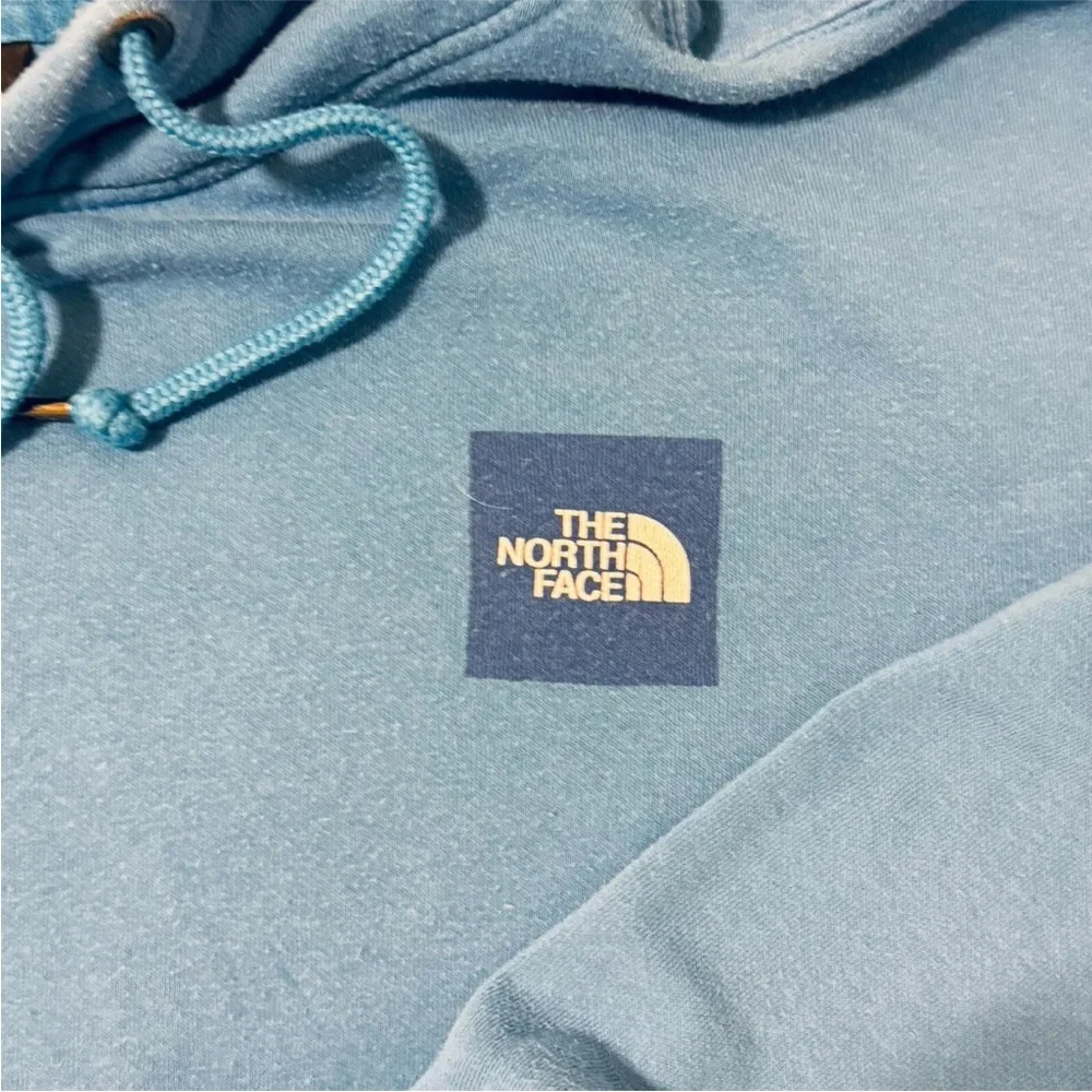 The North Face Blue Pullover Hoodie with Ribbed‎ Cuffs and Soft Texture Large
